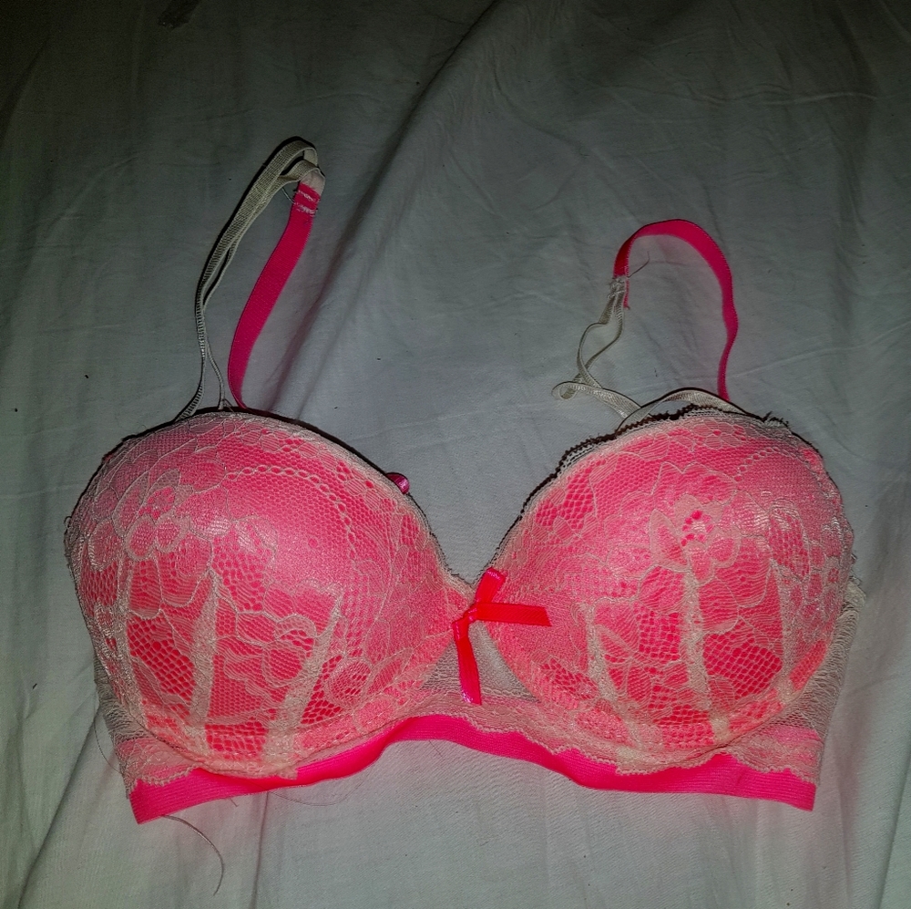 Hot pink bra lingerie 32B